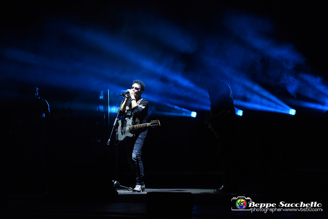 VBS_4192 - Concerto Edoardo Bennato - Peter Pan Rock 'n' Roll Tour.jpg